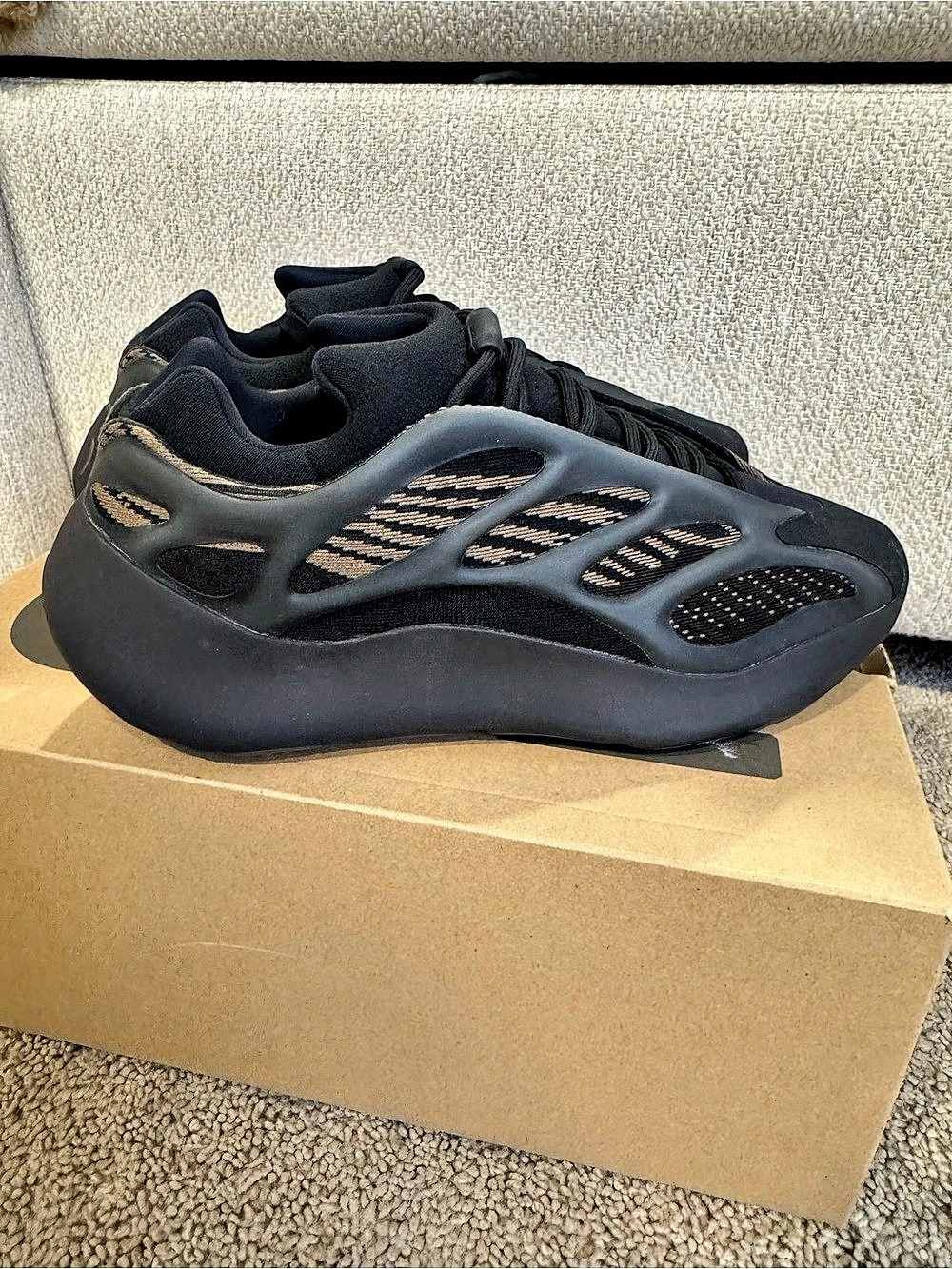 adidas Yeezy 500 Men's Black Sneakers